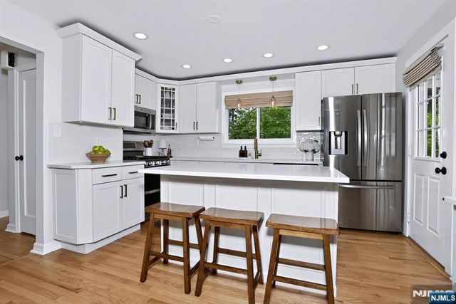 264 Lincoln Boulevard, Emerson, NJ 07630