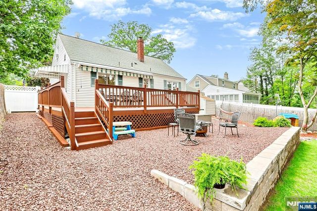 264 Lincoln Boulevard, Emerson, NJ 07630