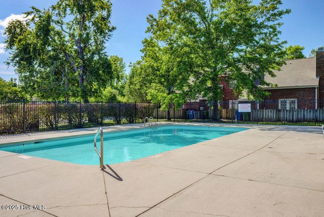 5022 Lamppost Circle, Wilmington, NC 28403