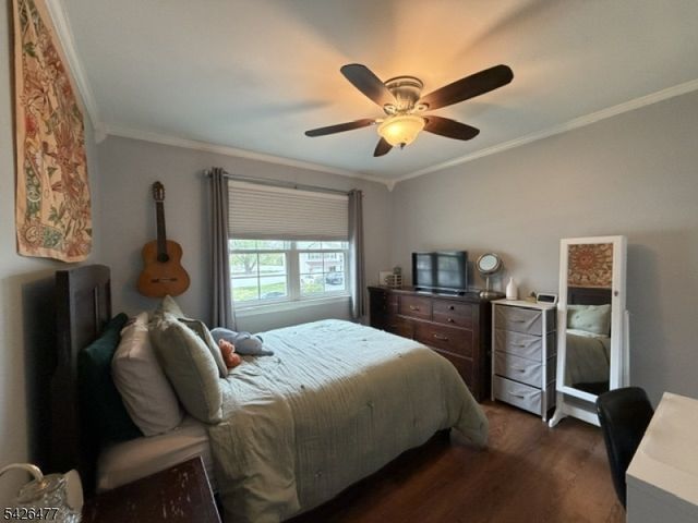 32 Brunswick Dr, Howell Twp., NJ 07731