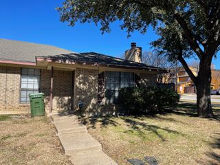 5601 Hearthwood Court, Arlington, TX 76016