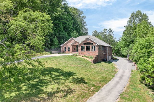 360 Long Hollow Ln, Gainesboro, TN 38562