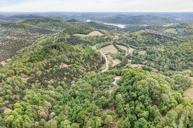 360 Long Hollow Ln, Gainesboro, TN 38562