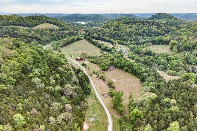 360 Long Hollow Ln, Gainesboro, TN 38562