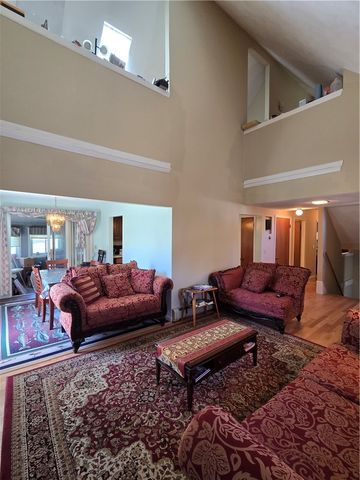 3 Hemlock Drive, Johnston, RI 02919