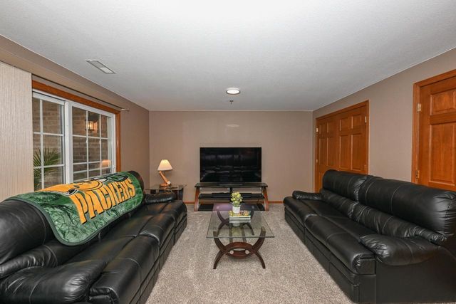 9267 54th STREET, Franklin, WI 53132
