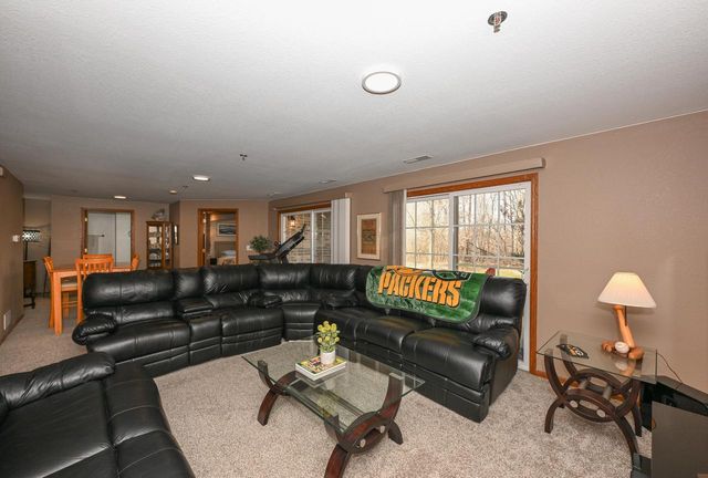 9267 54th STREET, Franklin, WI 53132