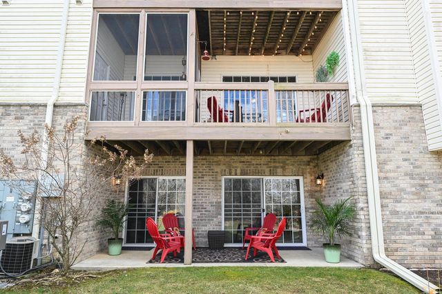 9267 54th STREET, Franklin, WI 53132