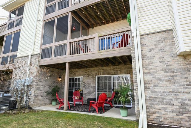 9267 54th STREET, Franklin, WI 53132