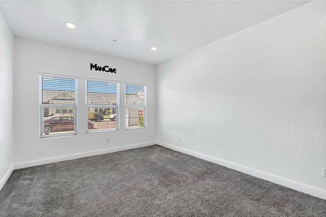 6178 E Mono Street, Fresno, CA 93727
