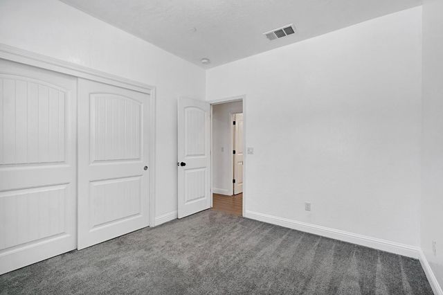 6178 E Mono Street, Fresno, CA 93727