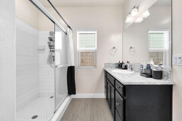 6178 E Mono Street, Fresno, CA 93727
