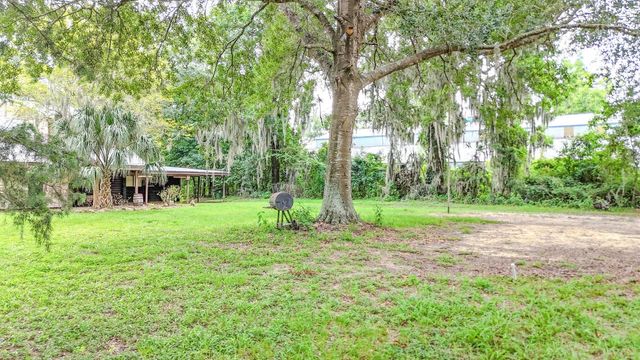 605 Clayton Street, Dayton, TX 77535