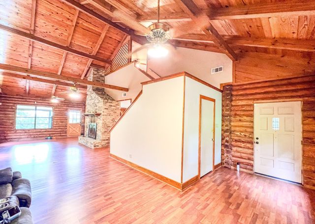 605 Clayton Street, Dayton, TX 77535