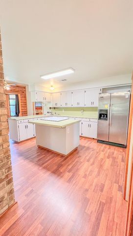 605 Clayton Street, Dayton, TX 77535