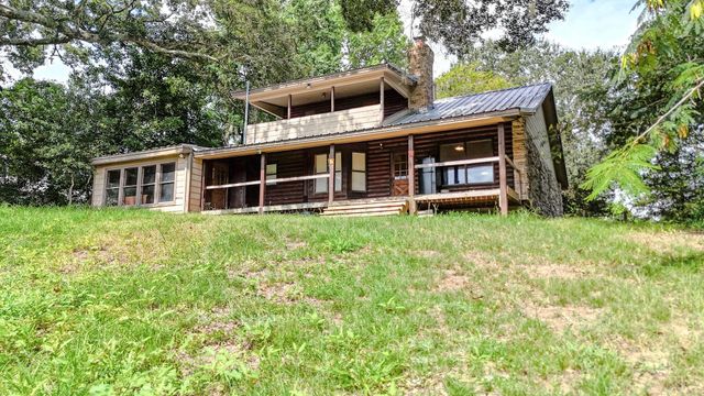 605 Clayton Street, Dayton, TX 77535