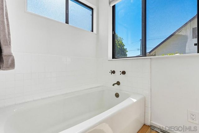 4335 Coronado Avenue, San Diego, CA 92107