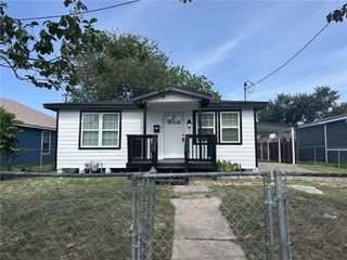 1033 Post Ave, Corpus Christi, TX 78405