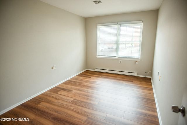 827c Balmoral Court, Lakewood, NJ 08701