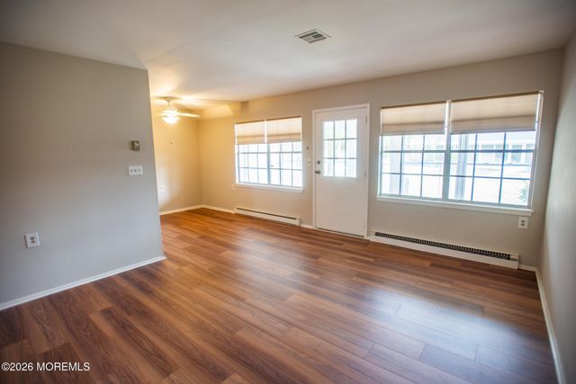 827c Balmoral Court, Lakewood, NJ 08701