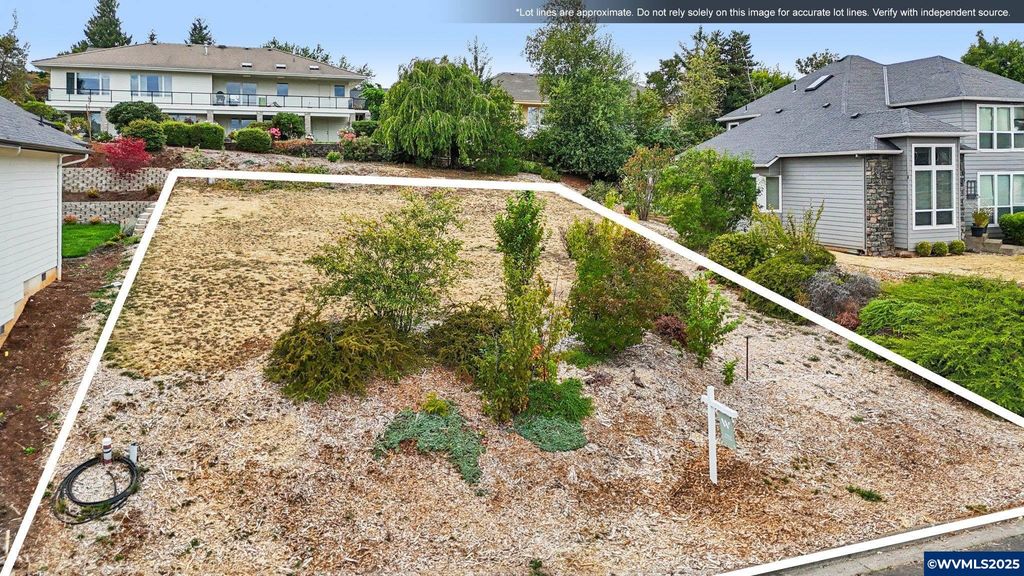 4943 Southampton Dr SE, Salem, OR 97302