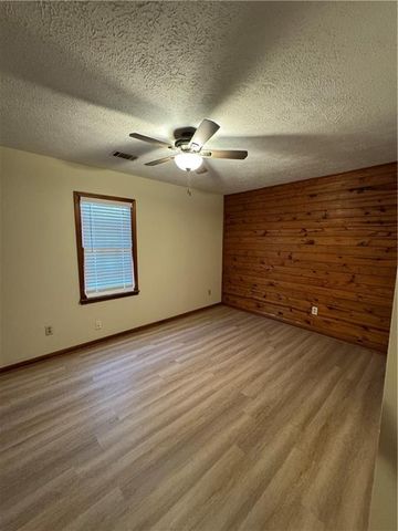 3599 Ridge SE Road, Smyrna, GA 30080