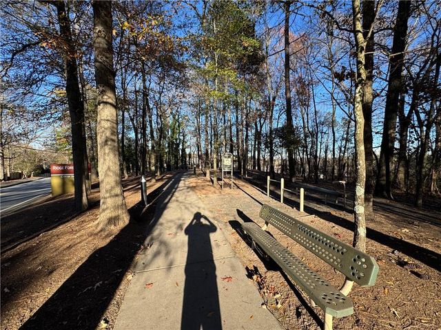 3599 Ridge SE Road, Smyrna, GA 30080