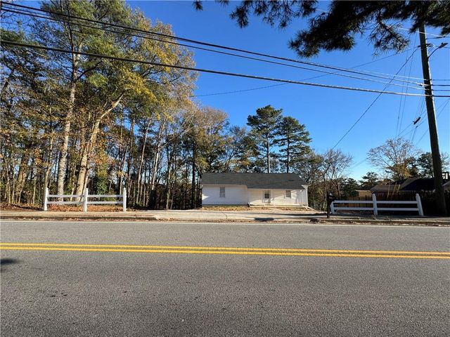 3599 Ridge SE Road, Smyrna, GA 30080