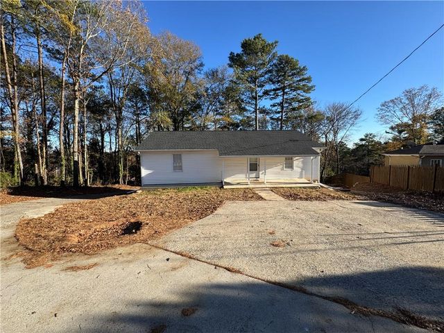 3599 Ridge SE Road, Smyrna, GA 30080