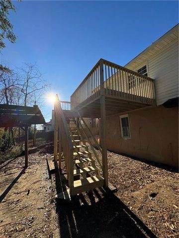 3599 Ridge SE Road, Smyrna, GA 30080