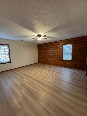 3599 Ridge SE Road, Smyrna, GA 30080