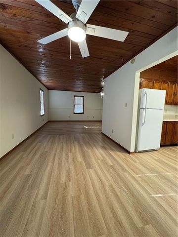 3599 Ridge SE Road, Smyrna, GA 30080