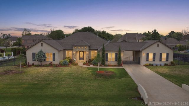 11407 E 133rd Street S, Broken Arrow, OK 74011