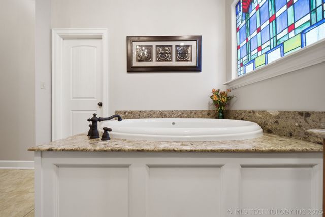 11407 E 133rd Street S, Broken Arrow, OK 74011