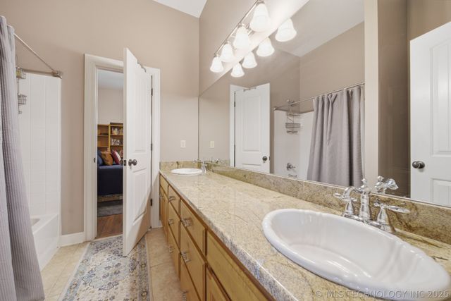 11407 E 133rd Street S, Broken Arrow, OK 74011