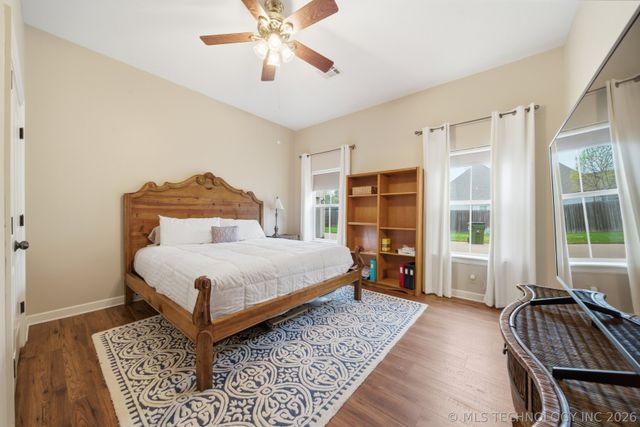 11407 E 133rd Street S, Broken Arrow, OK 74011