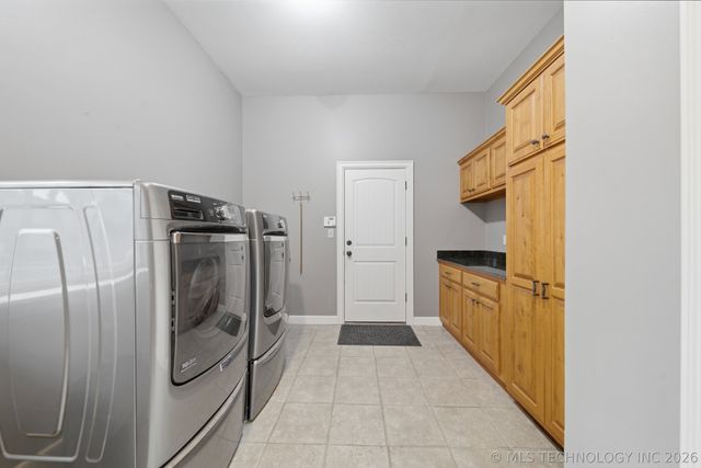 11407 E 133rd Street S, Broken Arrow, OK 74011