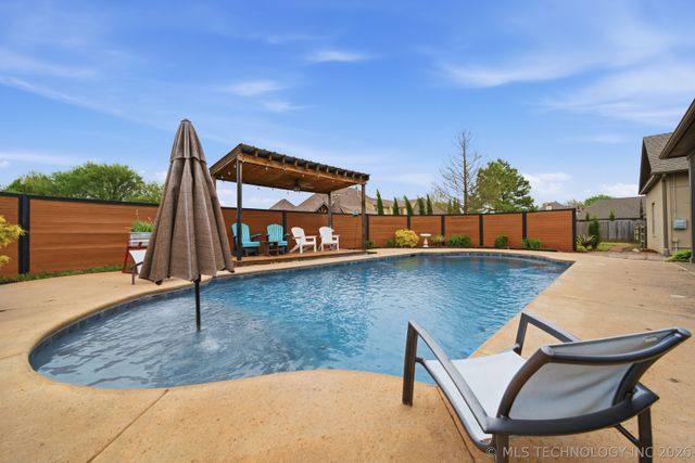 11407 E 133rd Street S, Broken Arrow, OK 74011