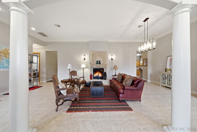 11407 E 133rd Street S, Broken Arrow, OK 74011