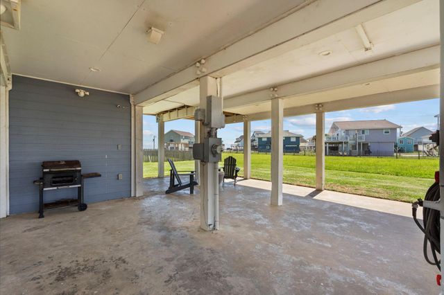 17729 Termini San Luis Pass Road, Galveston, TX 77554