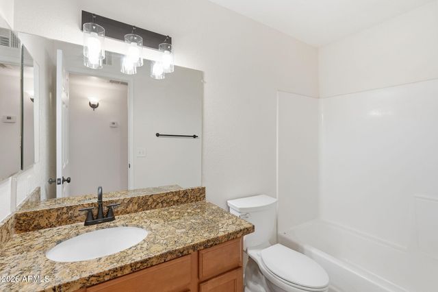 755 E MESQUITE Avenue, Apache Junction, AZ 85119