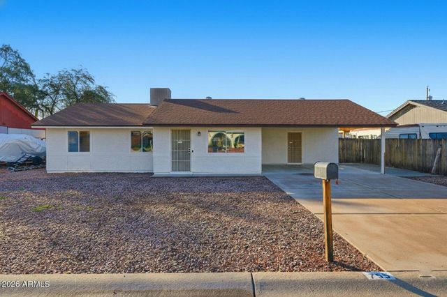 755 E MESQUITE Avenue, Apache Junction, AZ 85119