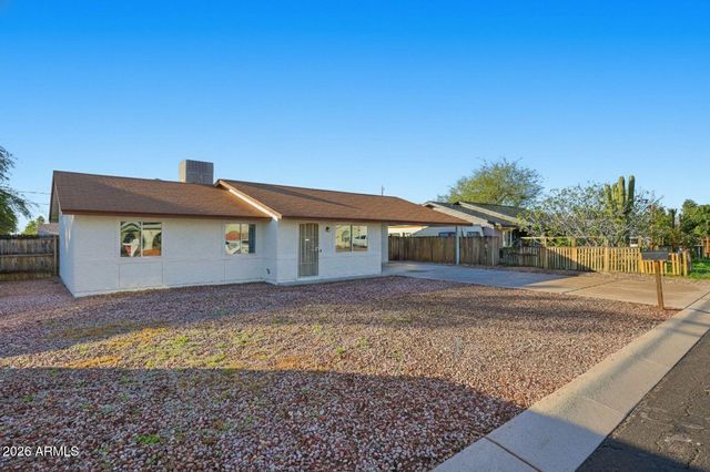 755 E MESQUITE Avenue, Apache Junction, AZ 85119