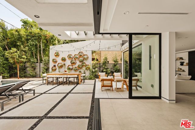 930 N La Jolla Avenue, West Hollywood, CA 90046