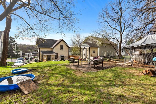 1232 E North STREET, Waukesha, WI 53188