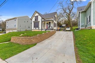 1232 E North STREET, Waukesha, WI 53188