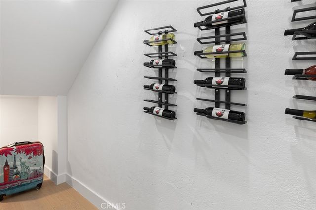 5134 Medina Road, Woodland Hills, CA 91364