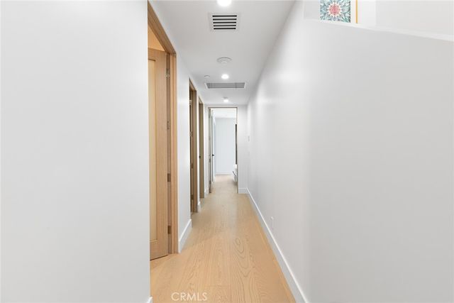 5134 Medina Road, Woodland Hills, CA 91364