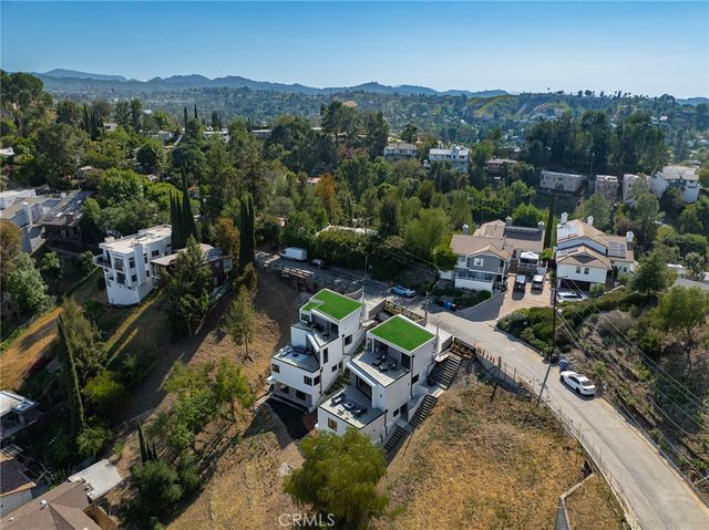 5134 Medina Road, Woodland Hills, CA 91364