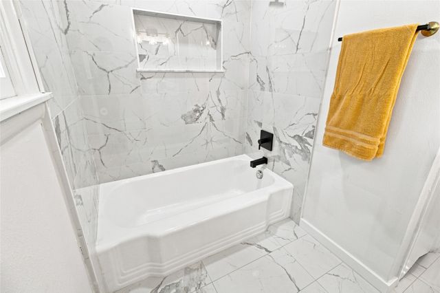 2716 Frazier Avenue, Fort Worth, TX 76110